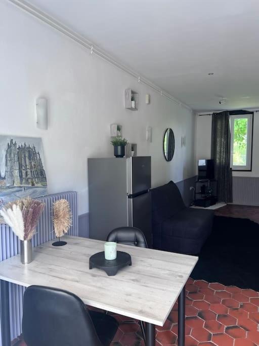 Milly-sur-Therain Studio Aux Abords Des Etangs מראה חיצוני תמונה